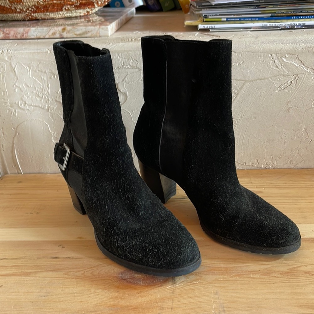 Cole Haan black heeled winter/fall boots